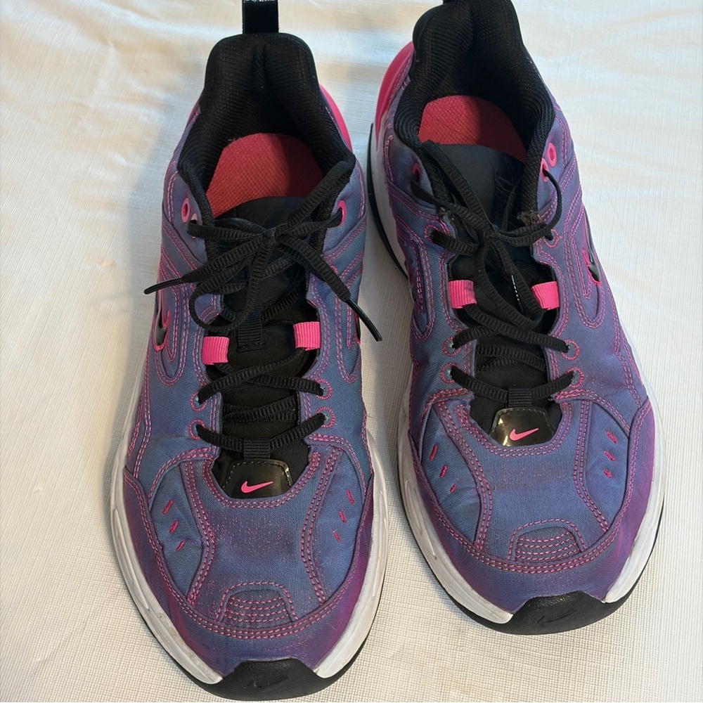 Nike Women's Retro Runner Sneakers in Purple and Pink iridescent - Picture 2 of 8